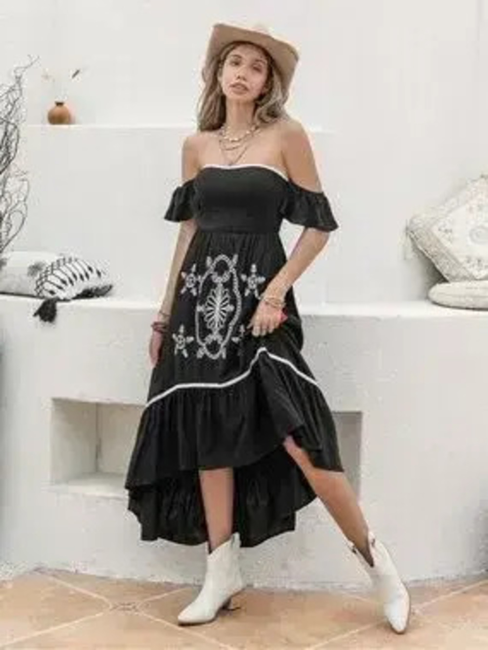 High-Low Off-Shoulder Dress - Picture 2 of 5